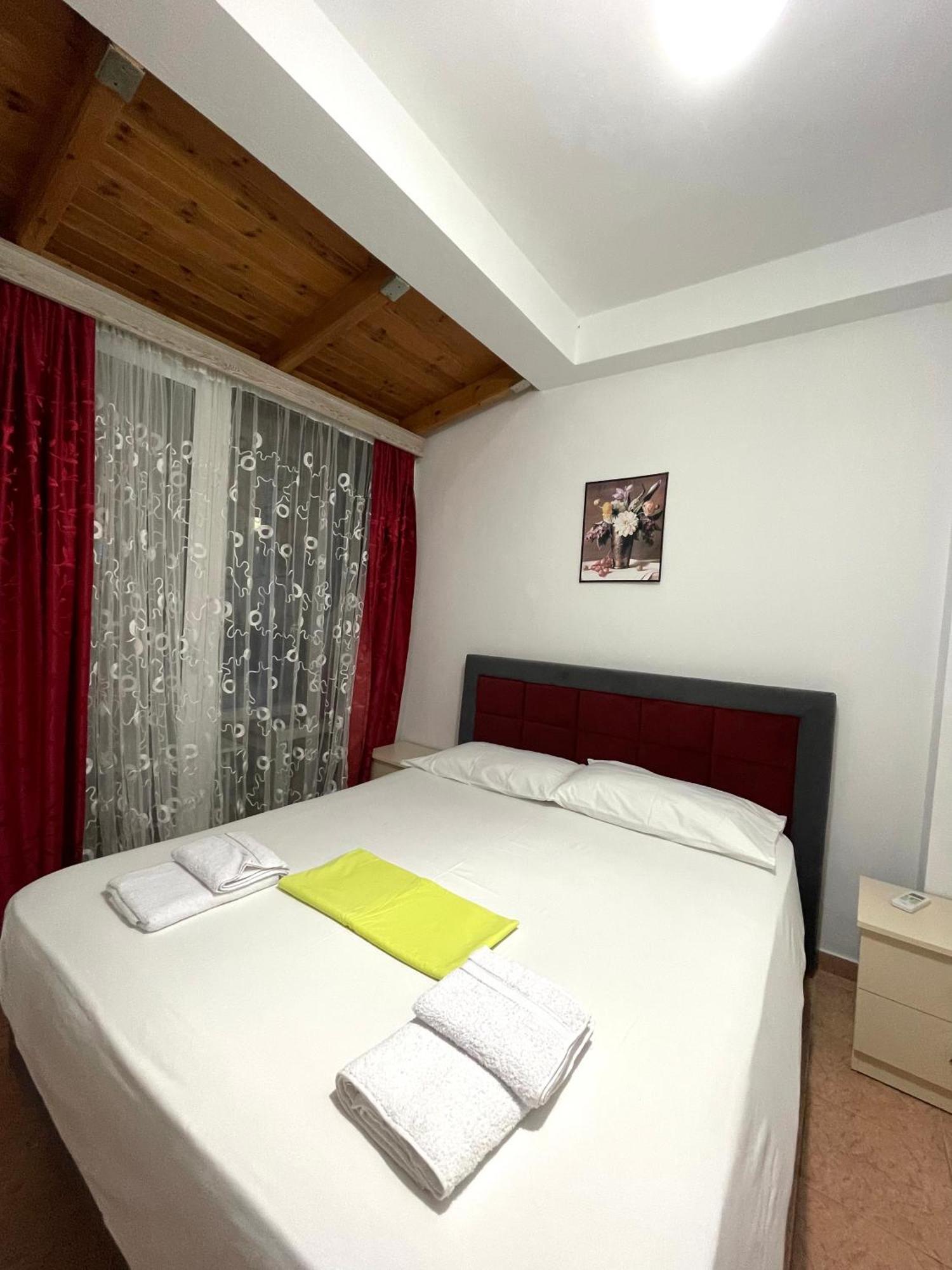 Apartments Monika Saranda Dış mekan fotoğraf