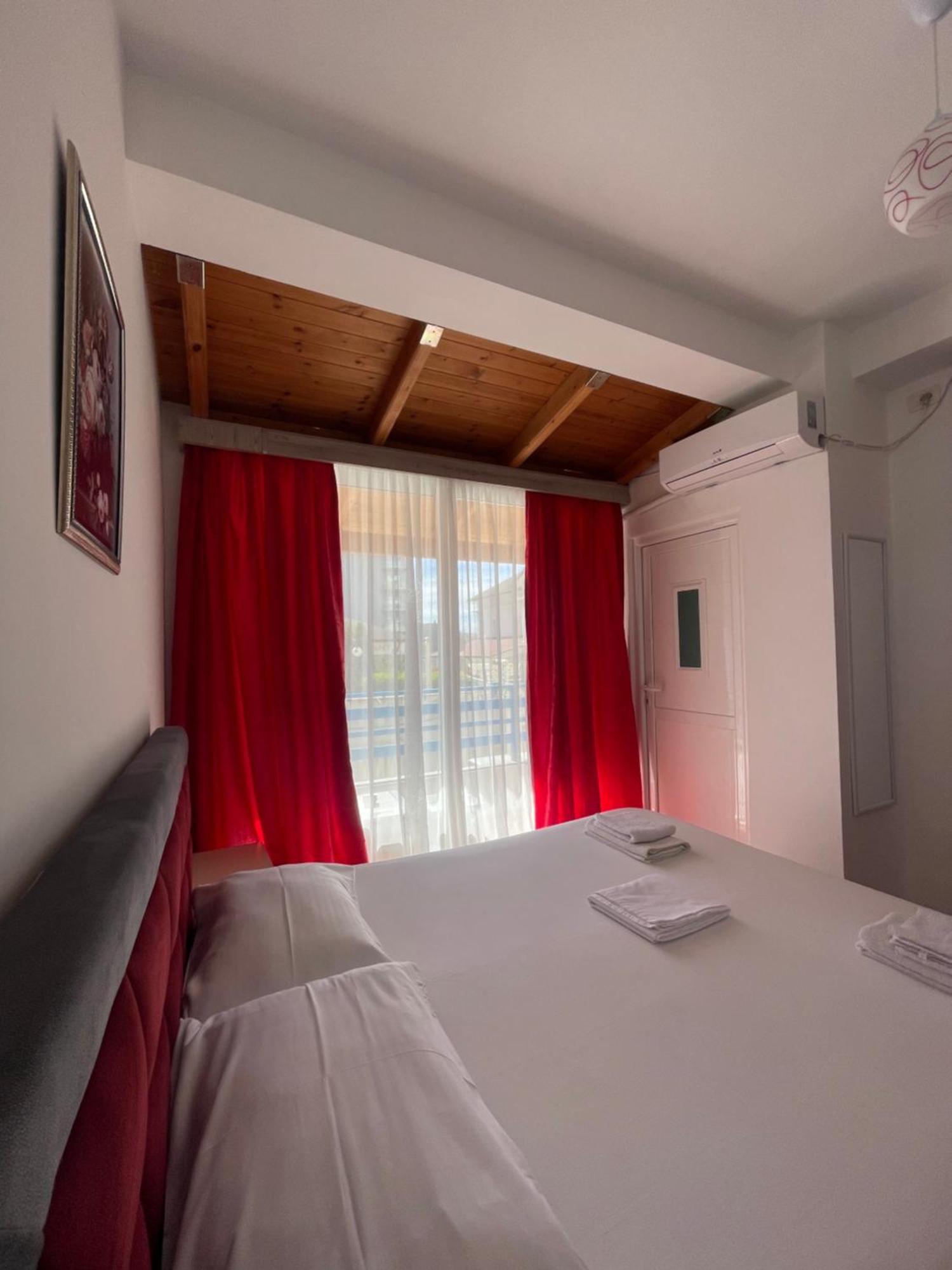 Apartments Monika Saranda Dış mekan fotoğraf