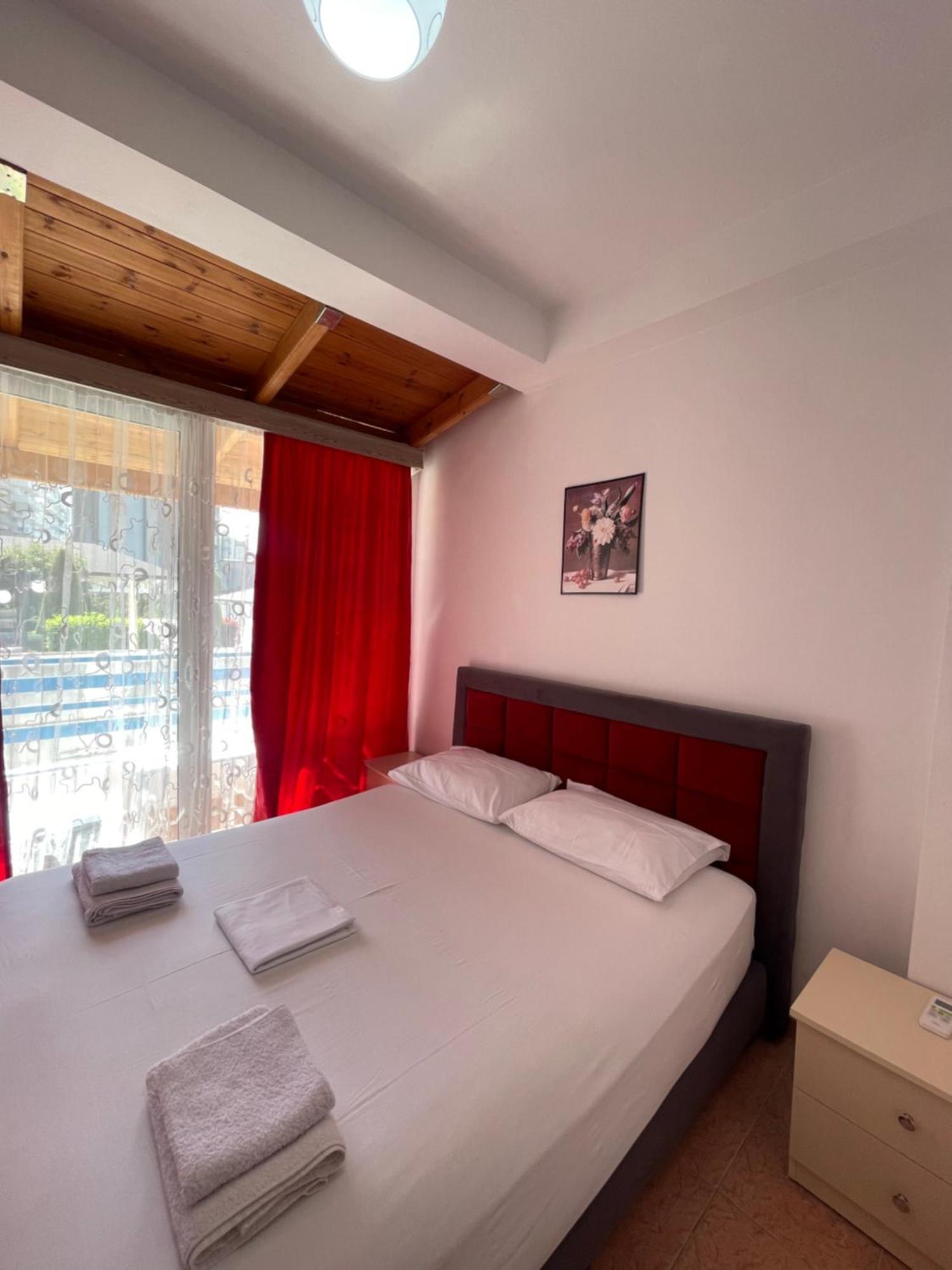 Apartments Monika Saranda Dış mekan fotoğraf