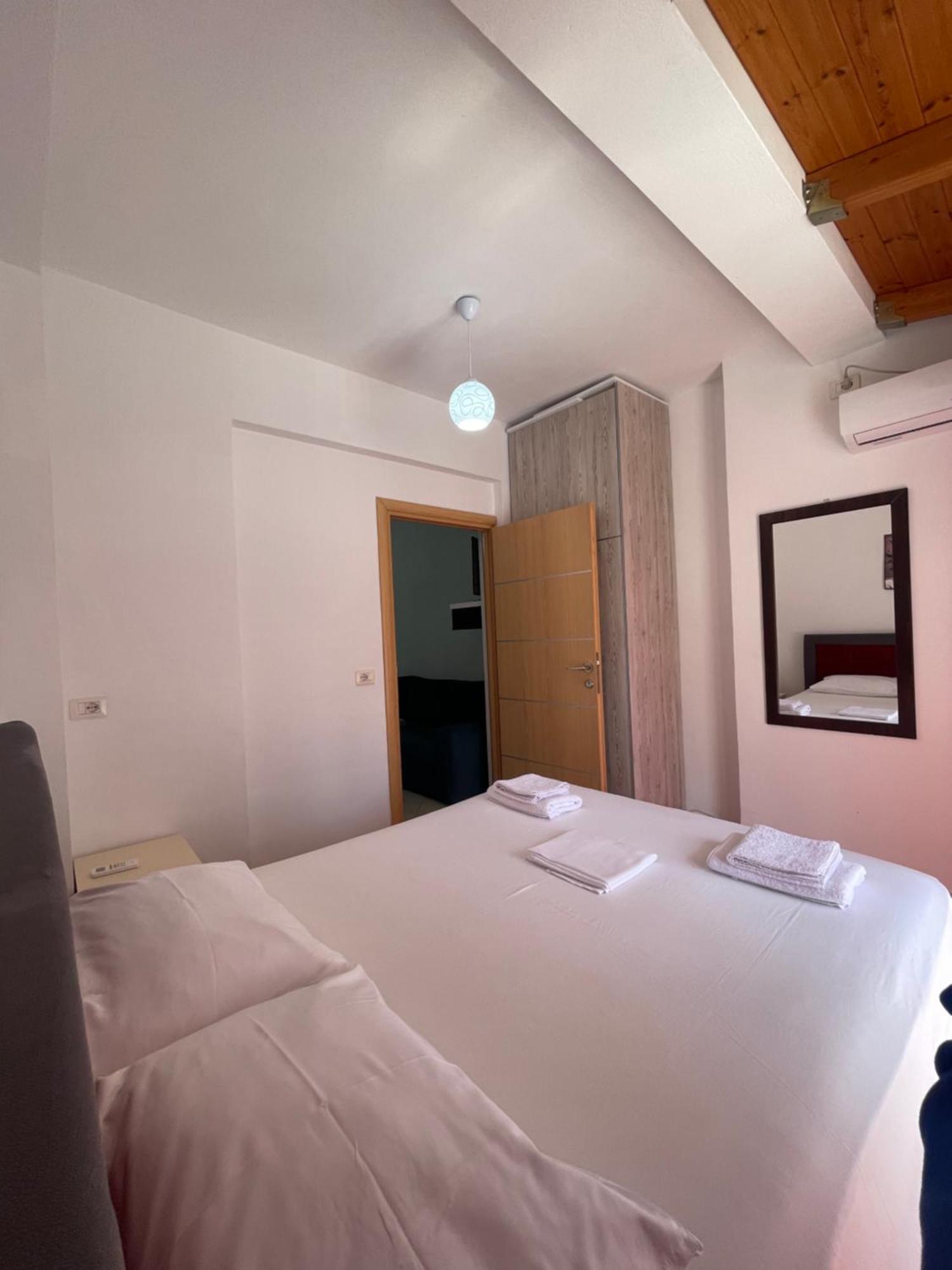 Apartments Monika Saranda Dış mekan fotoğraf